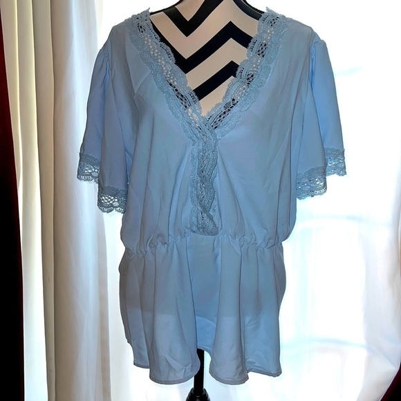 BEAUTIFUL Blue Blouse 2X NWOT - Picture 1 of 4